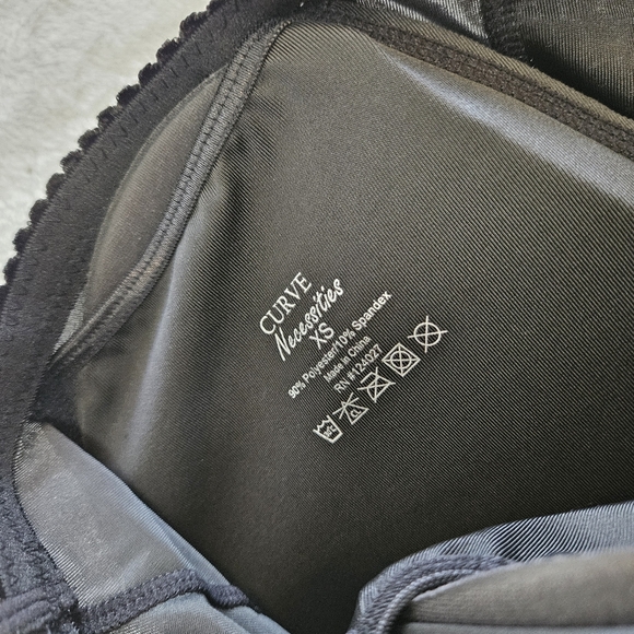 CURVE NECESSITIES Black Padded Hip Enhancer Compression Flattens Tummy XS - Picture 7 of 7